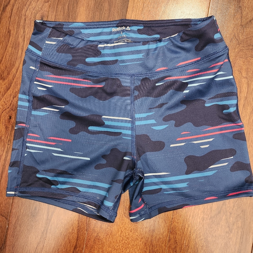 Girls reebok compression shorts size large